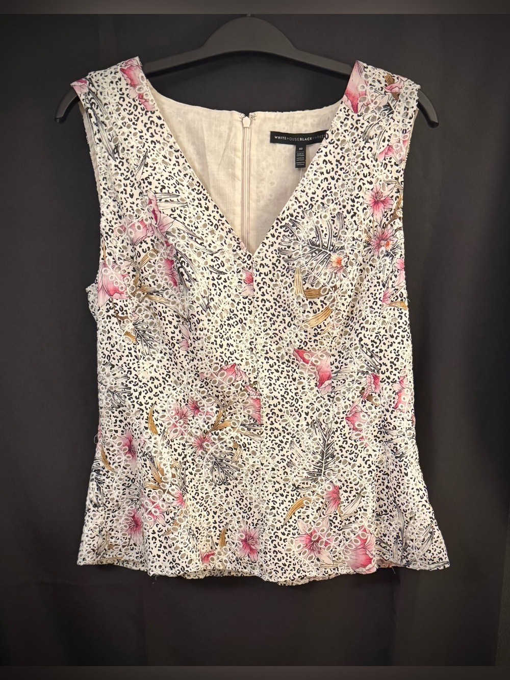 NWT - White House Black Market Pink Floral V-Neck Sleeveless Top. Size 10.